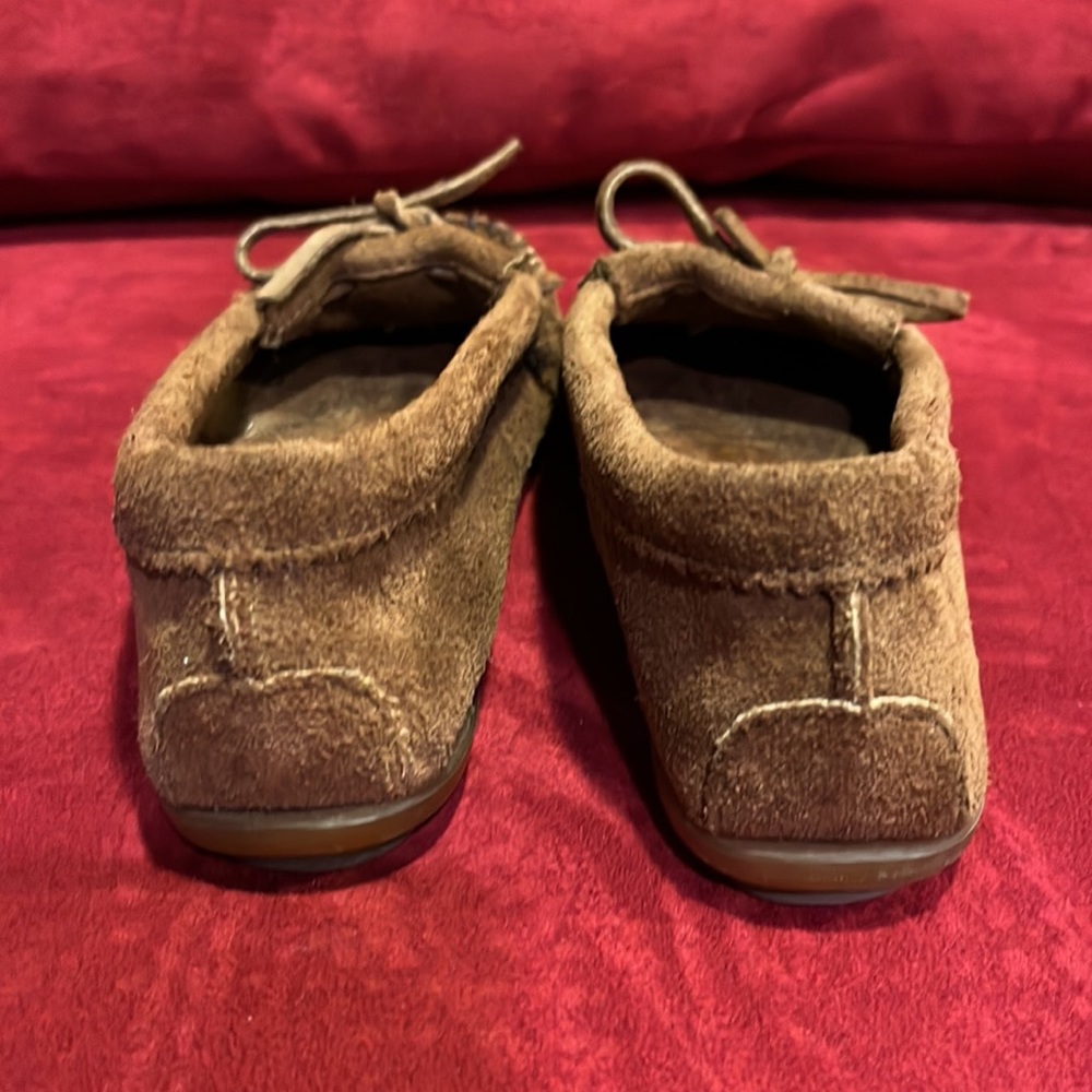 Dark Brown Suede Minnetonka Moccasins. Size 7 - Picture 10 of 10
